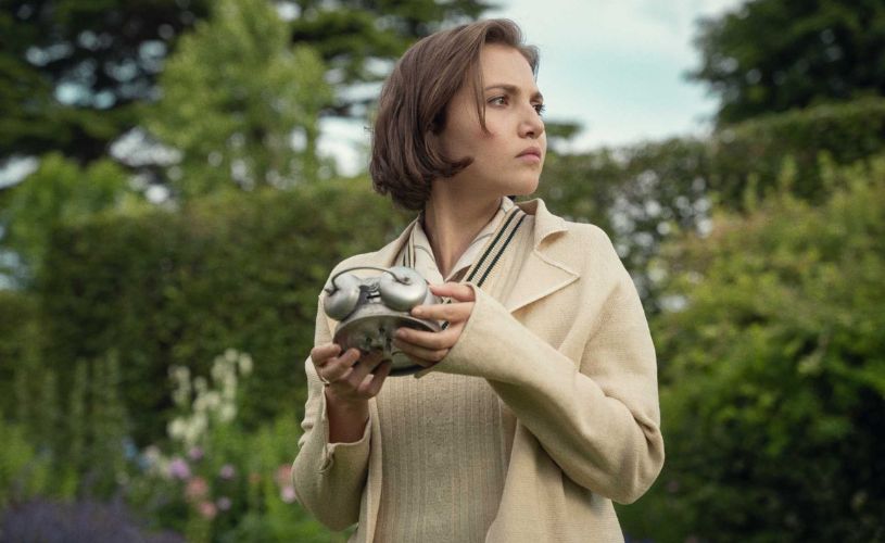 Filming at Badminton Estate for Seven Dials - credit Netflix